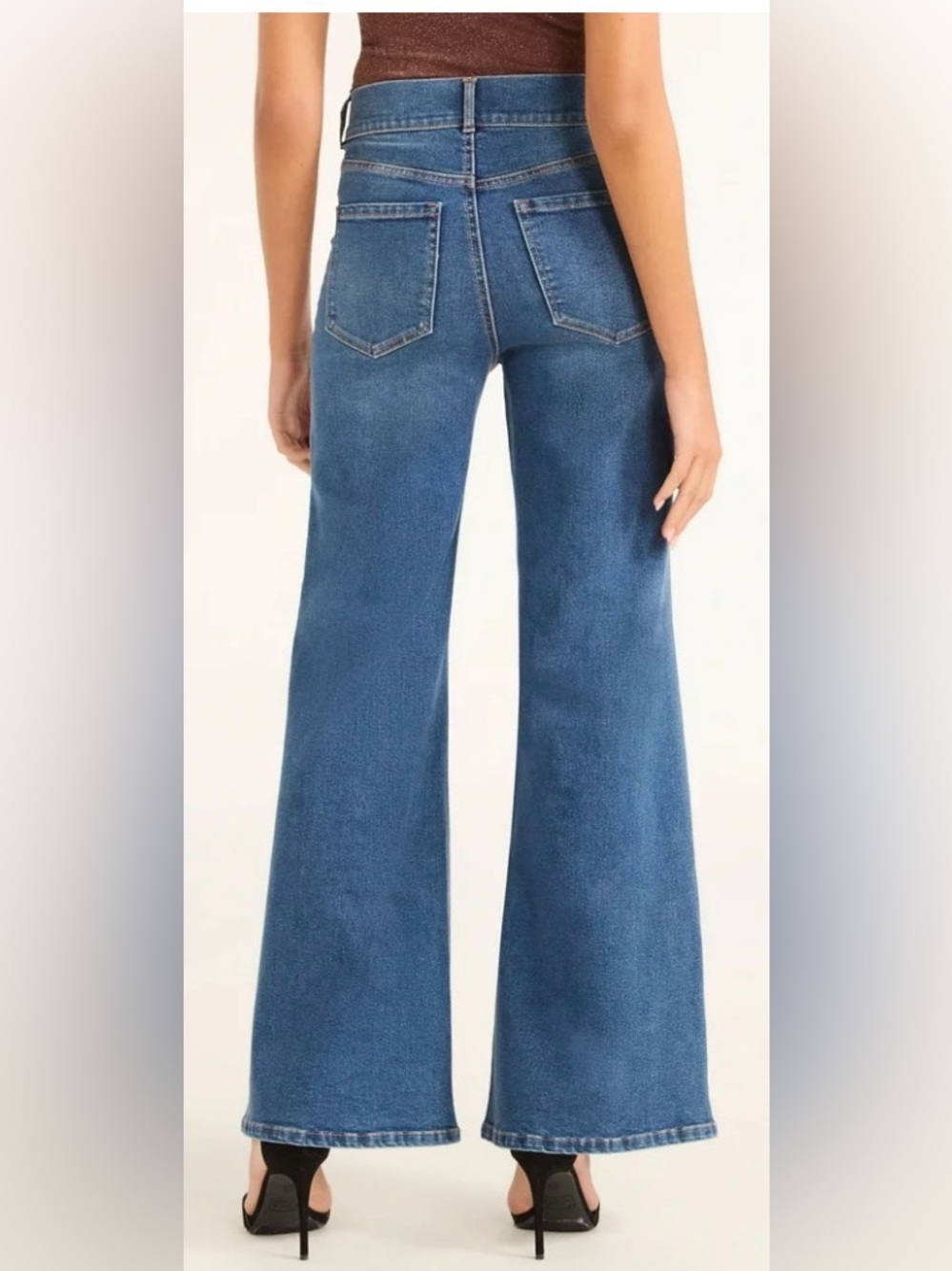 sofia by sofia vergara Margot Medium Blue High-Rise Wide Leg Jeans - Picture 2 of 11